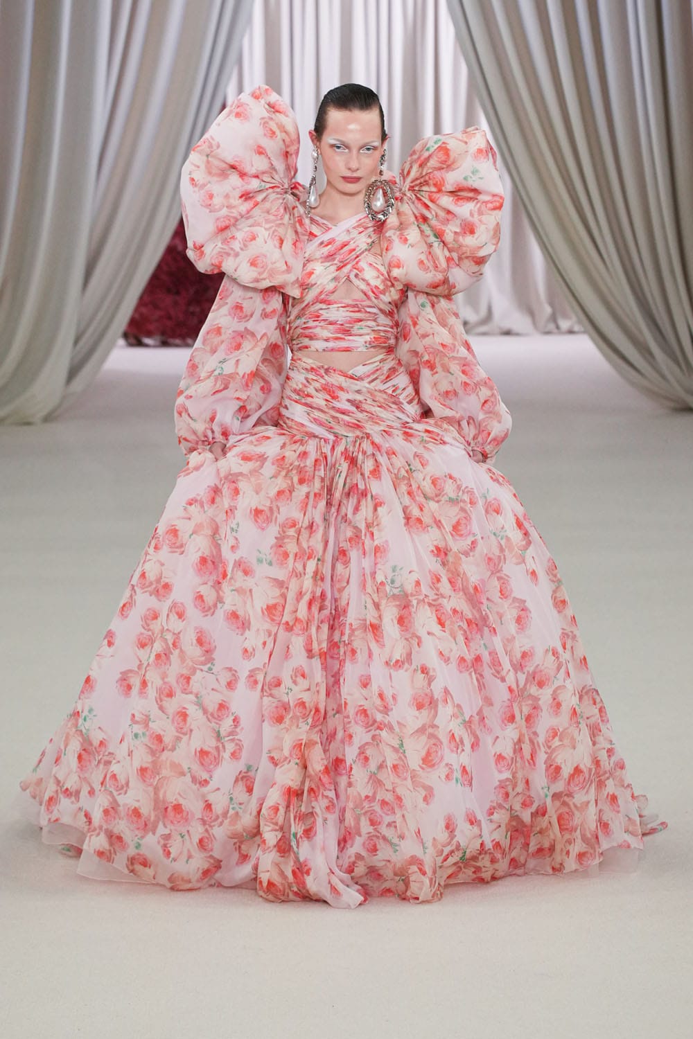 Giambattista Valli Is Back to BIG