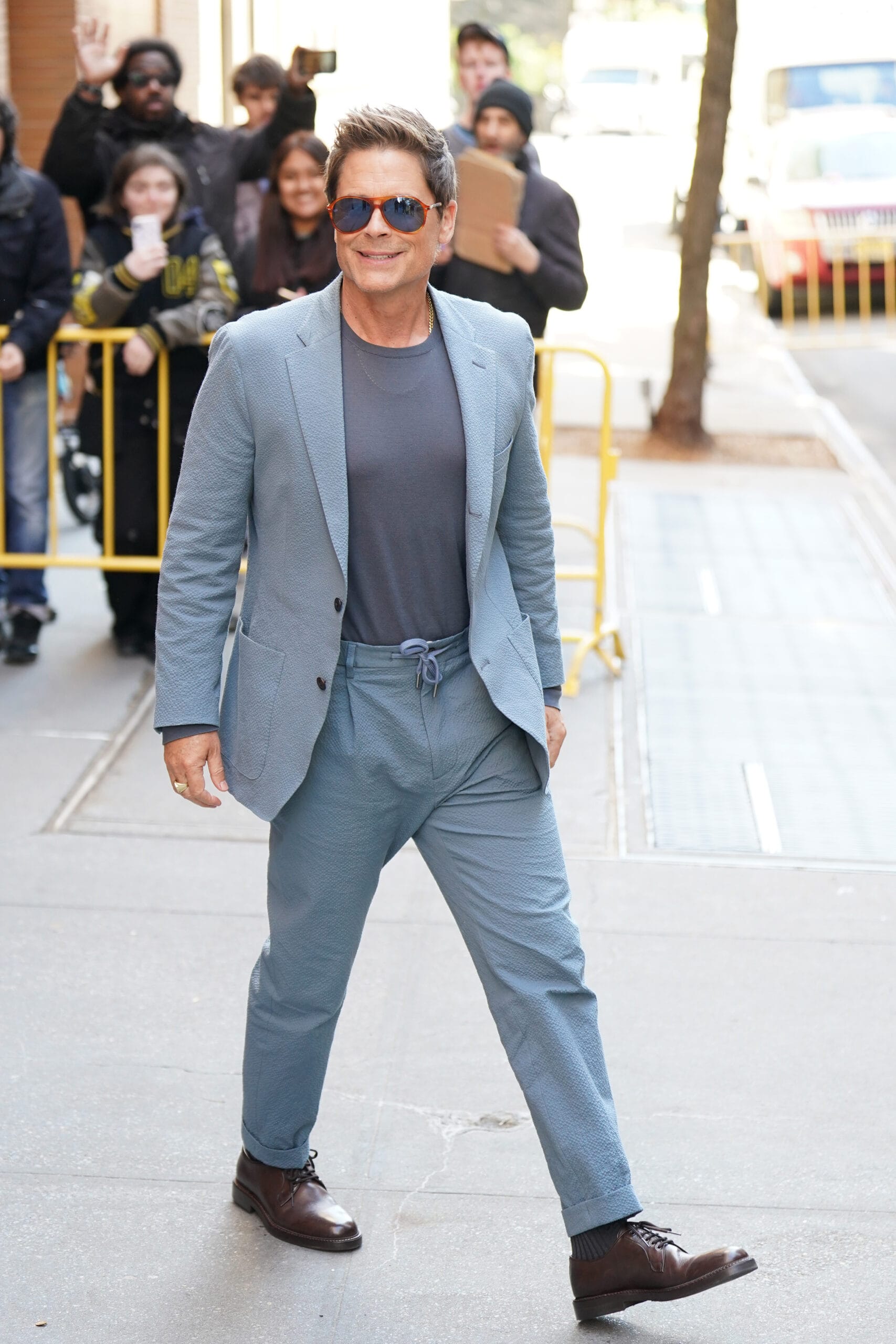 Rob Lowe's Handsomeness Almost Blinded Me to His Tie-Front Pants!