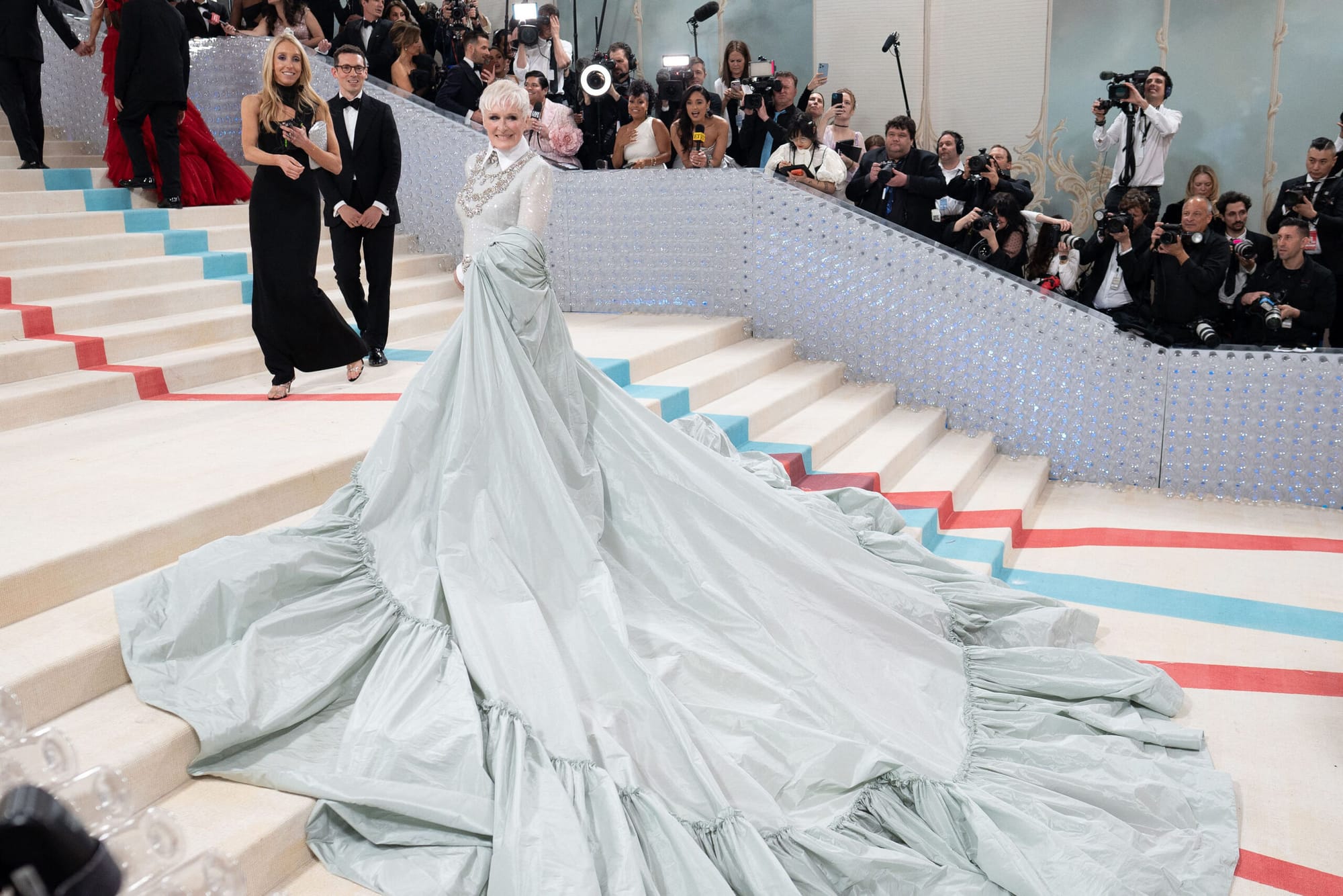 Glenn Close Wore a GIANT CAPE, And Other Items of Grey/Brown/Beige Interest at the Met Gala