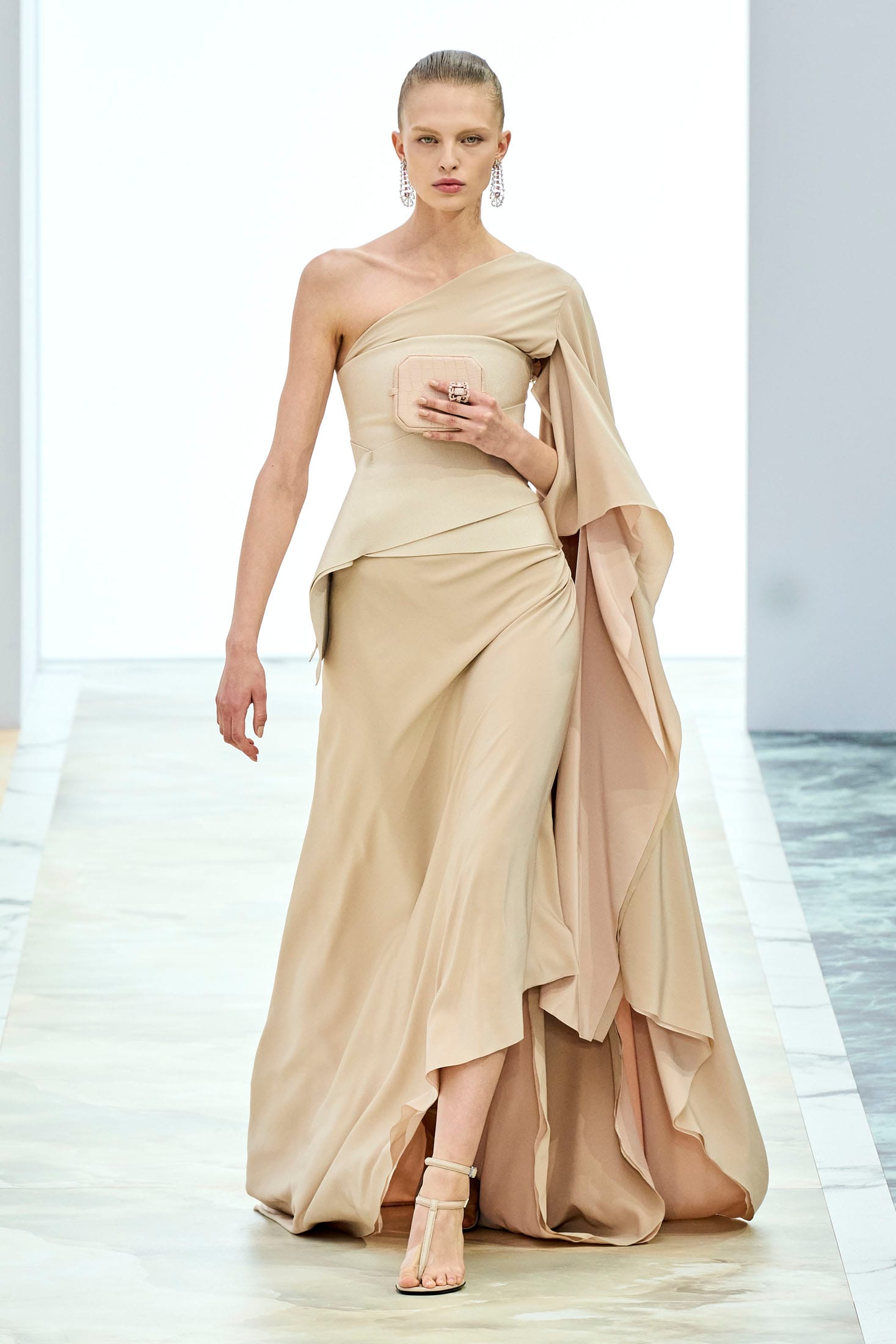 Fendi's 2023 Haute Couture Line Is Really Soothing
