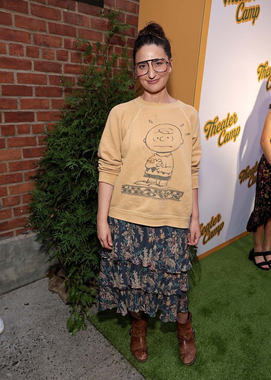 The Bad Glasses Epidemic Is Still Raging