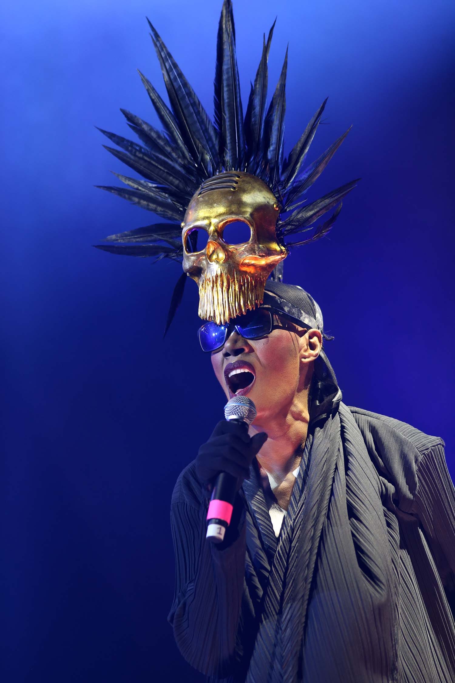 Grace Jones Brings Hattitude To New Heights