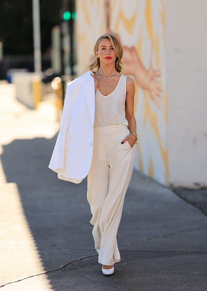 Julianne Hough's Sidewalk Is Her Runway (Again)