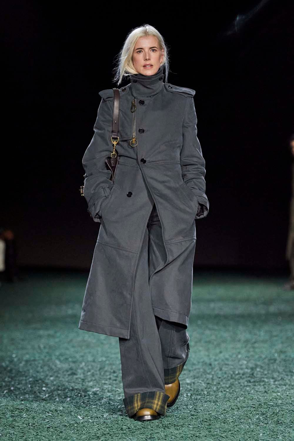 Burberry Went With Autumnal Neutrals and Coats This Season