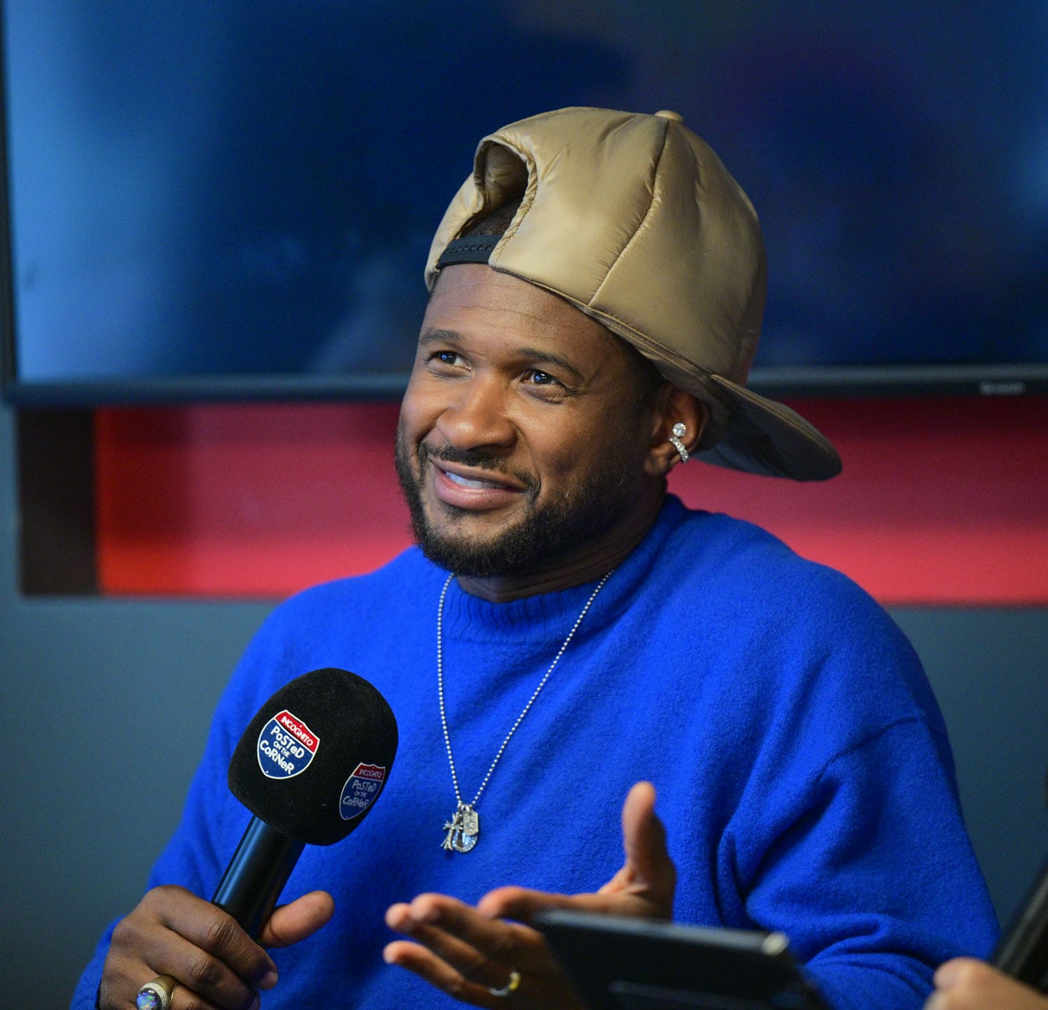 Usher's Big Dumb Hat
