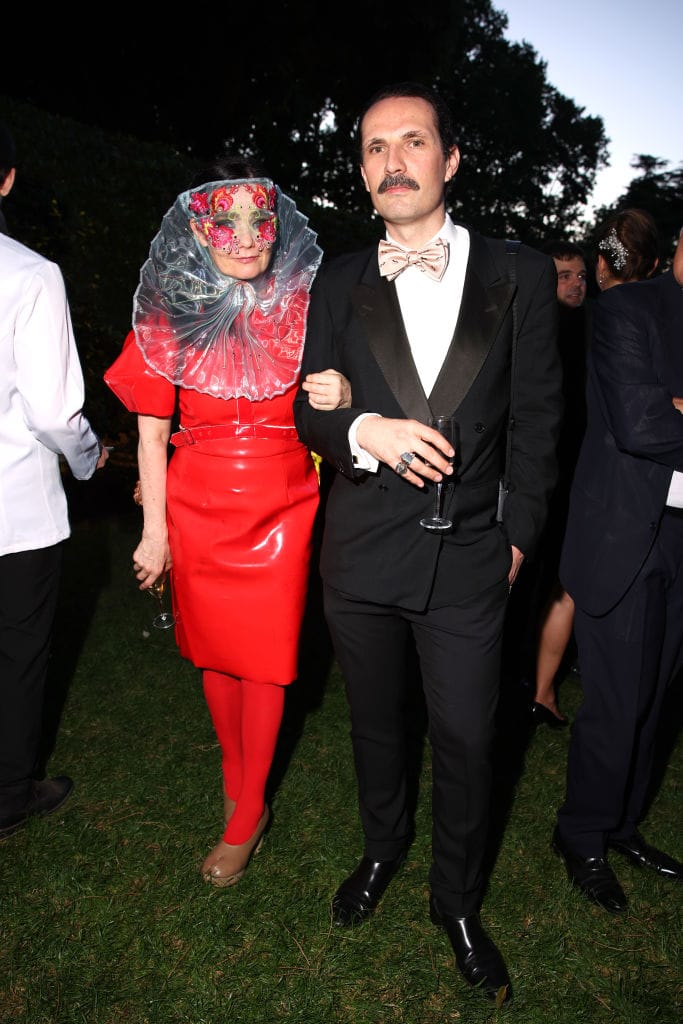 Hooray, It's Bjork!!