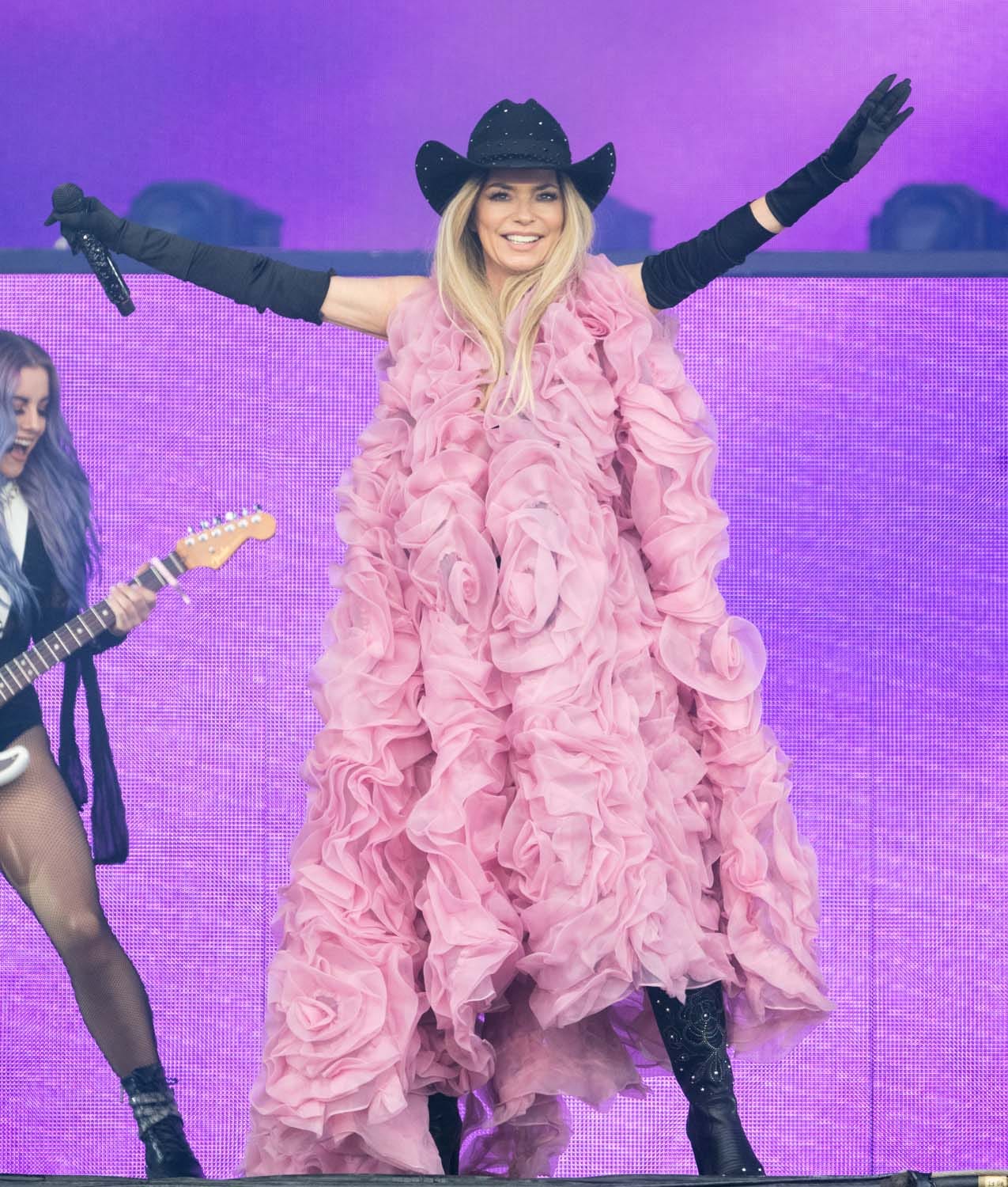 Glastonbury Delivered Some Wild Stagewear