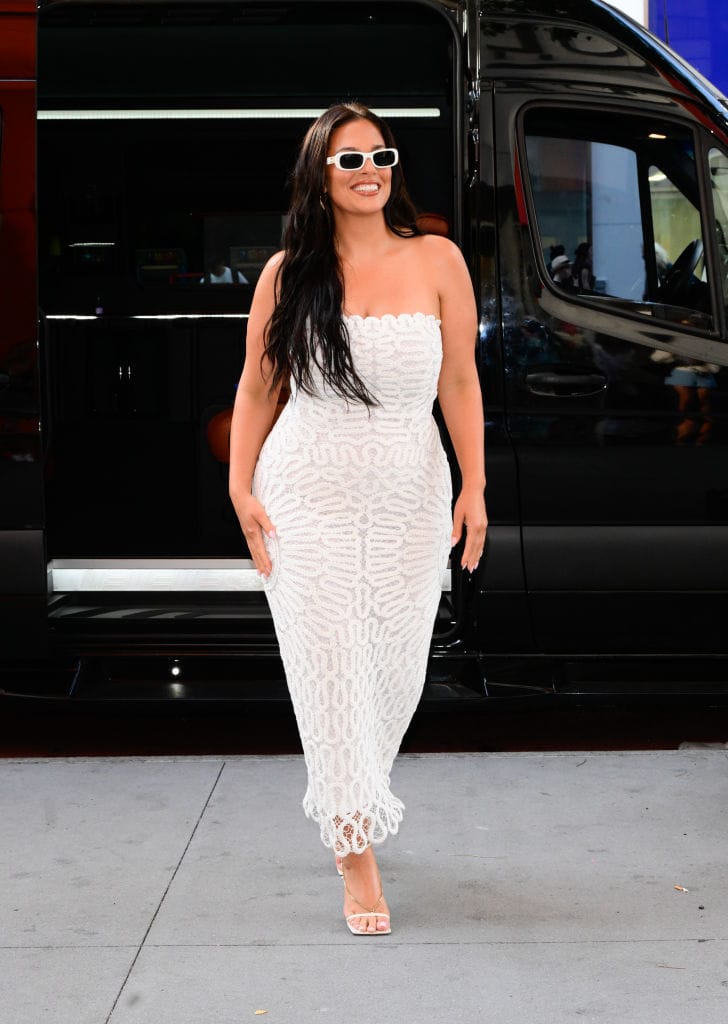 Ashley Graham's Vibe Yesterday Was "Bride On Her Bachelorette Trip"