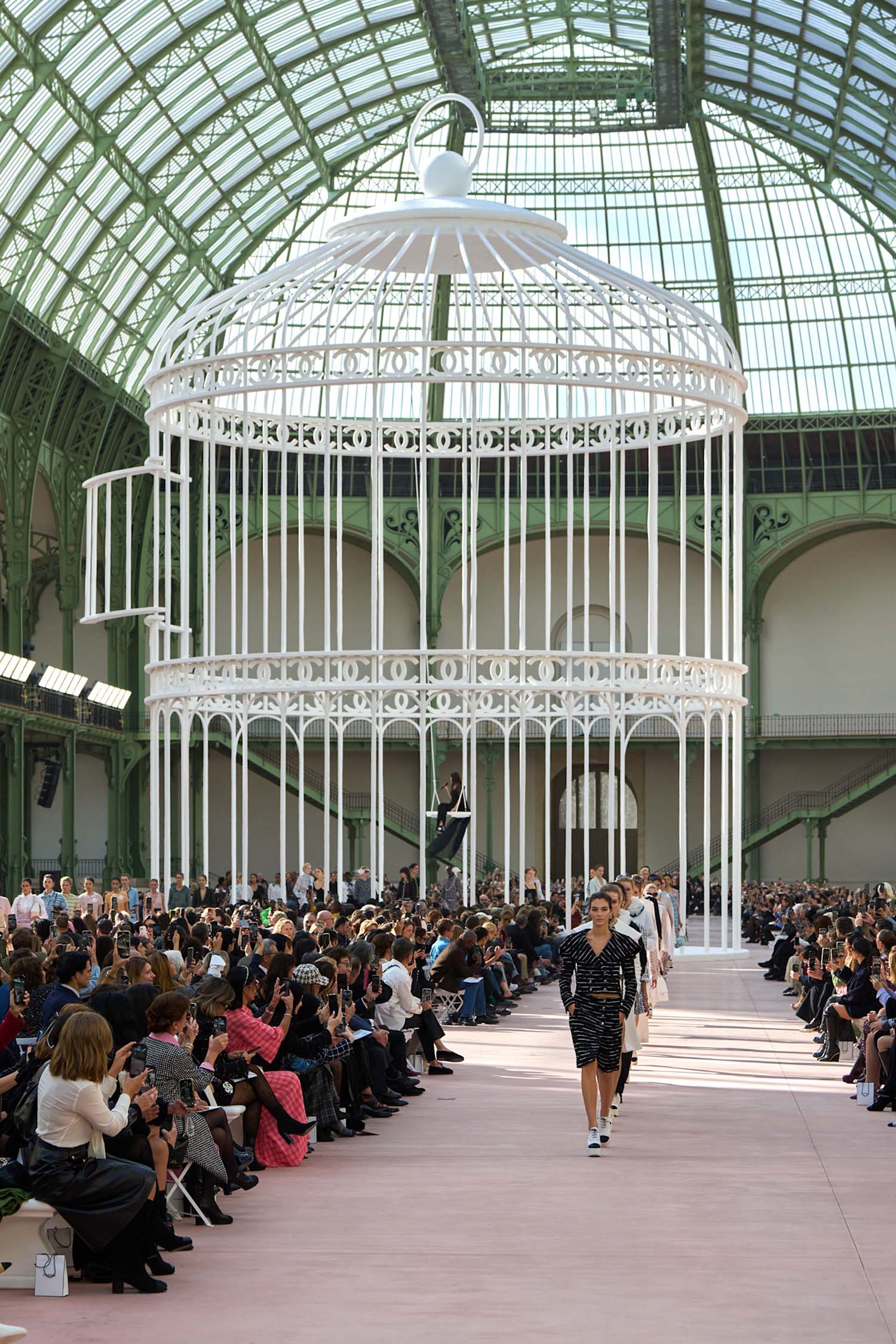 Riley Keough Sang "When the Doves Cry" at Chanel
