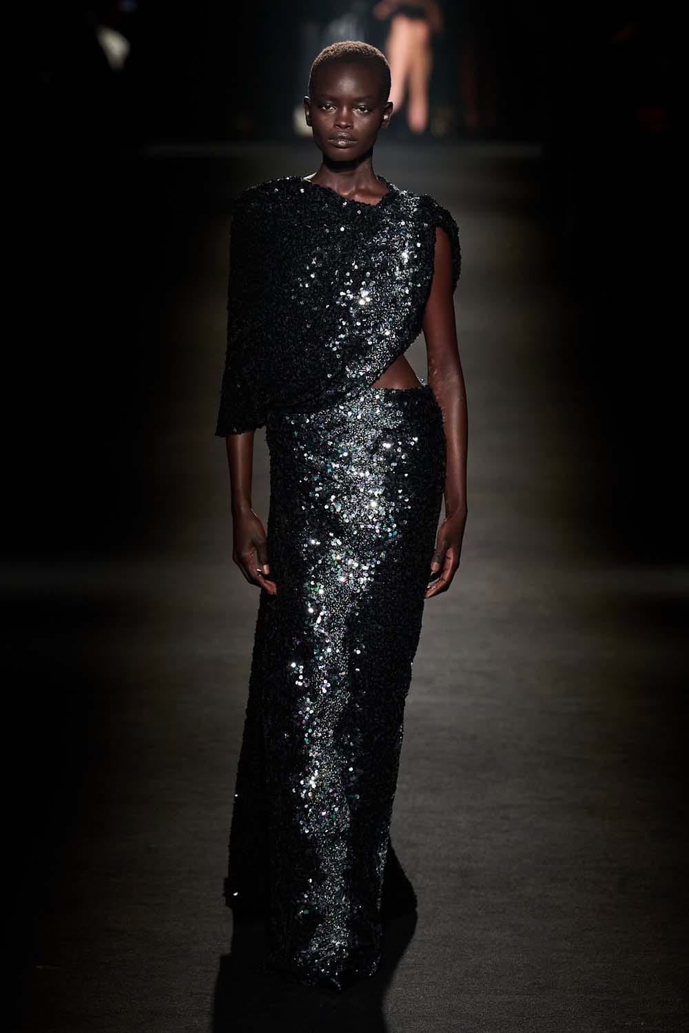 Balenciaga Showed a Lot of Coats, and Not Enough Gowns