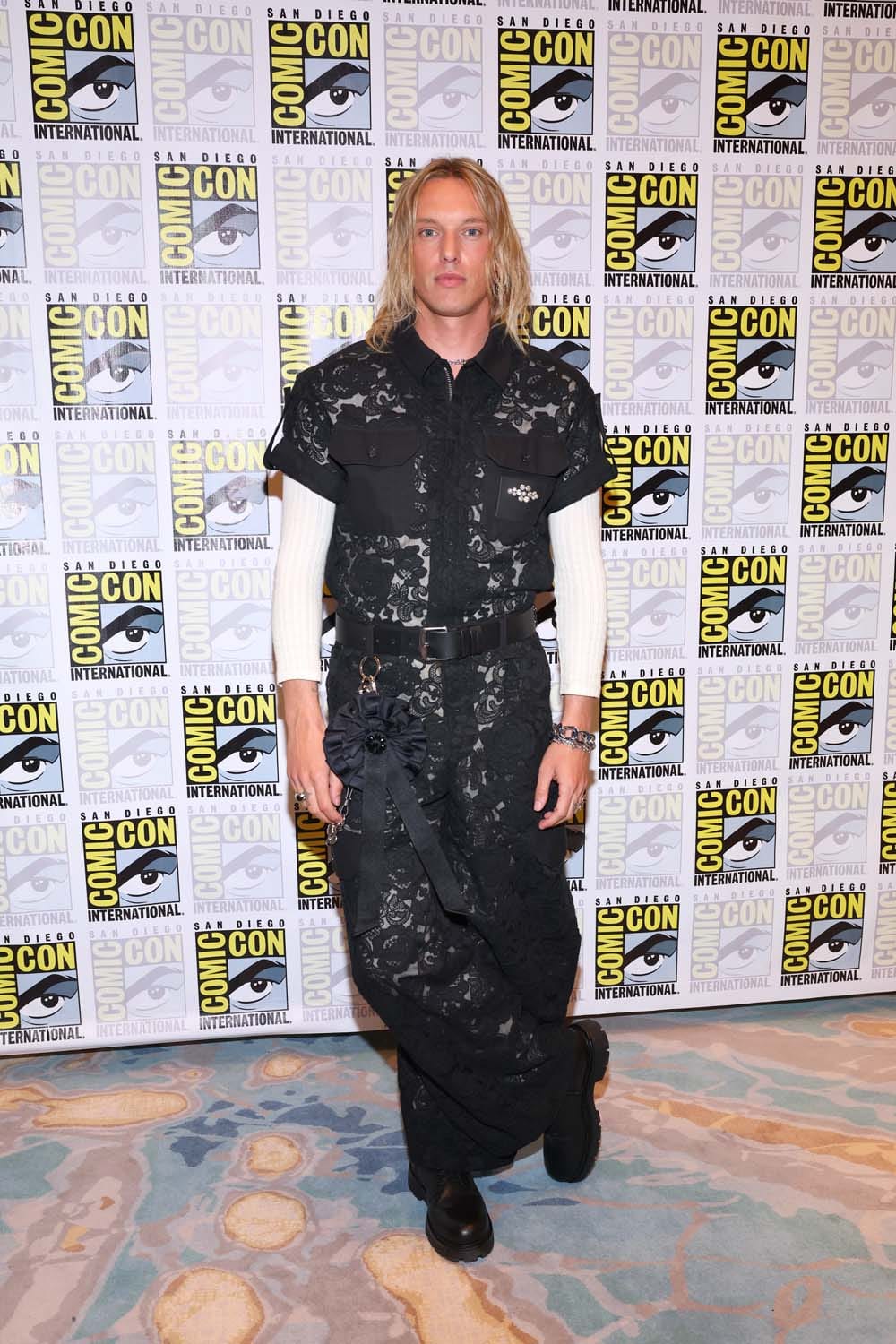 Jamie Campbell Bower Brought His Best Lace to Comic-Con