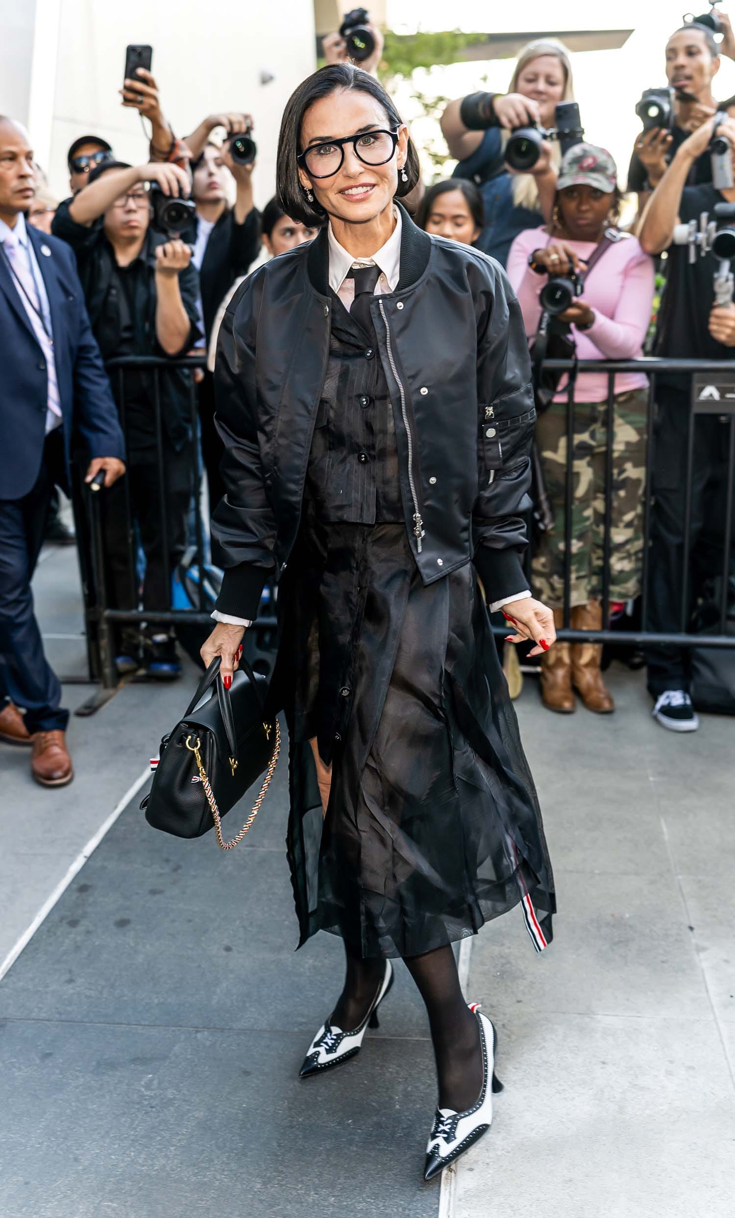Demi Moore Tried On a Bob!!!