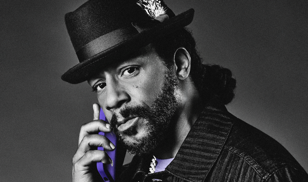 Katt Williams Takes Aim At Phone Bills With TextNow