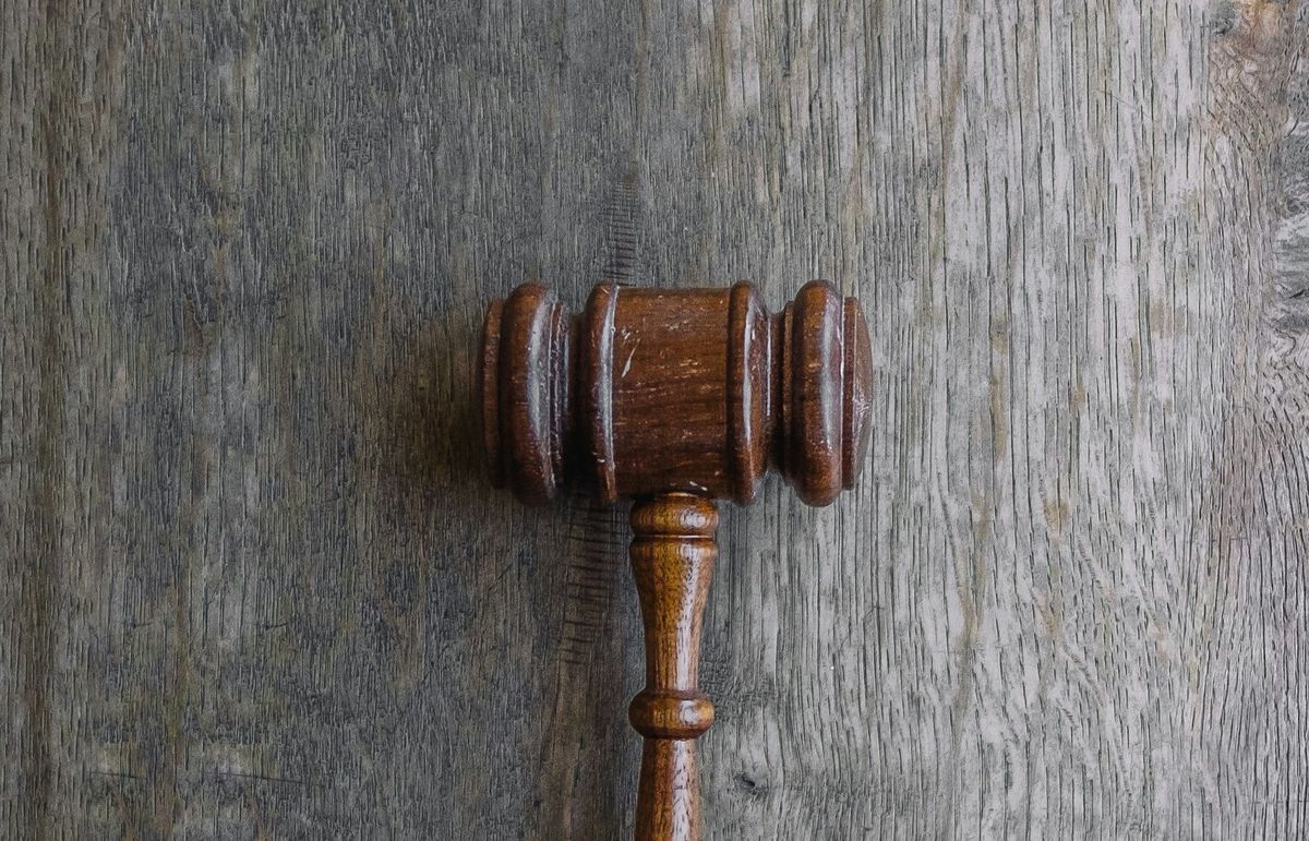 橙县杭廷顿滩市宣布成为非法移民“非庇护城市”