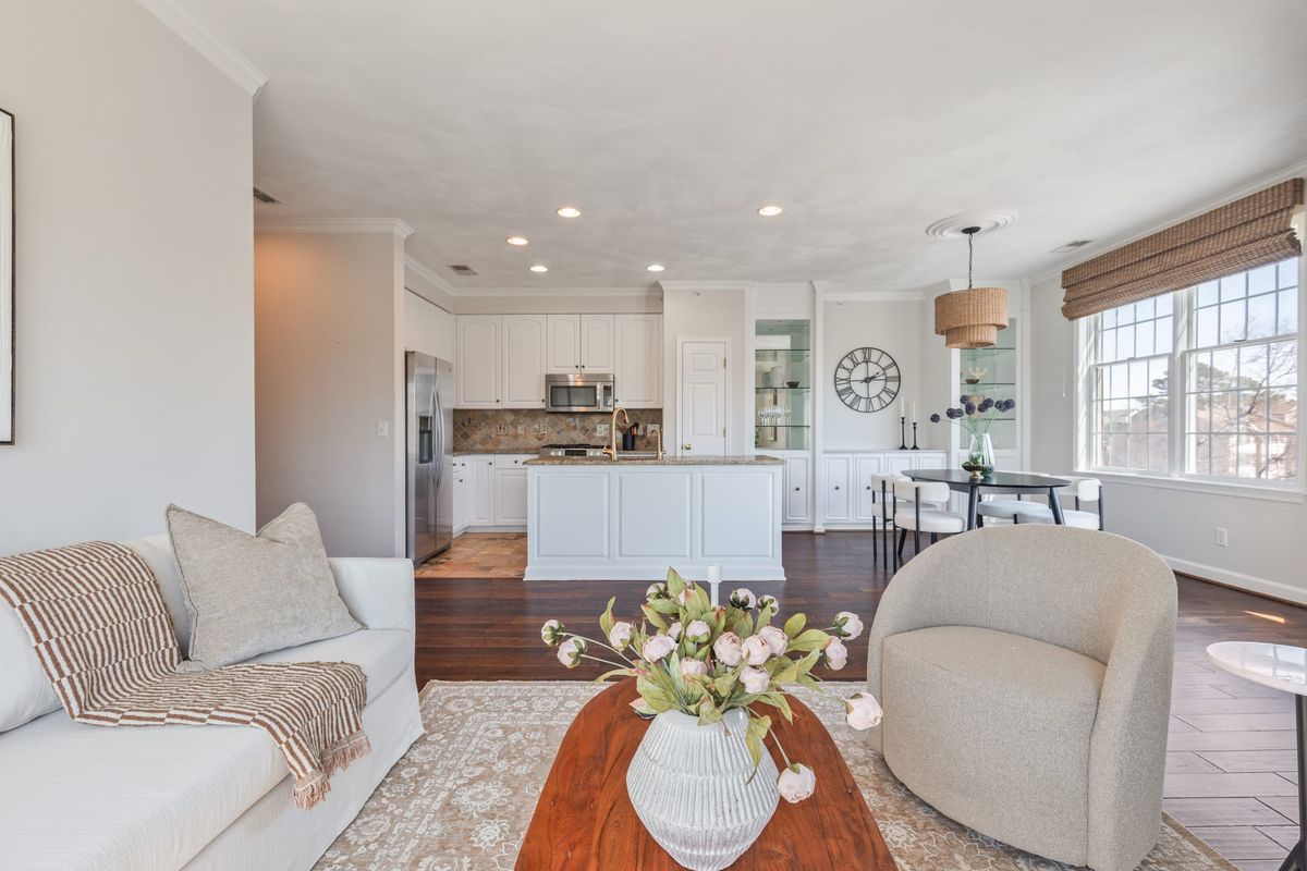 How to Contact Agents Without Sounding Desperate