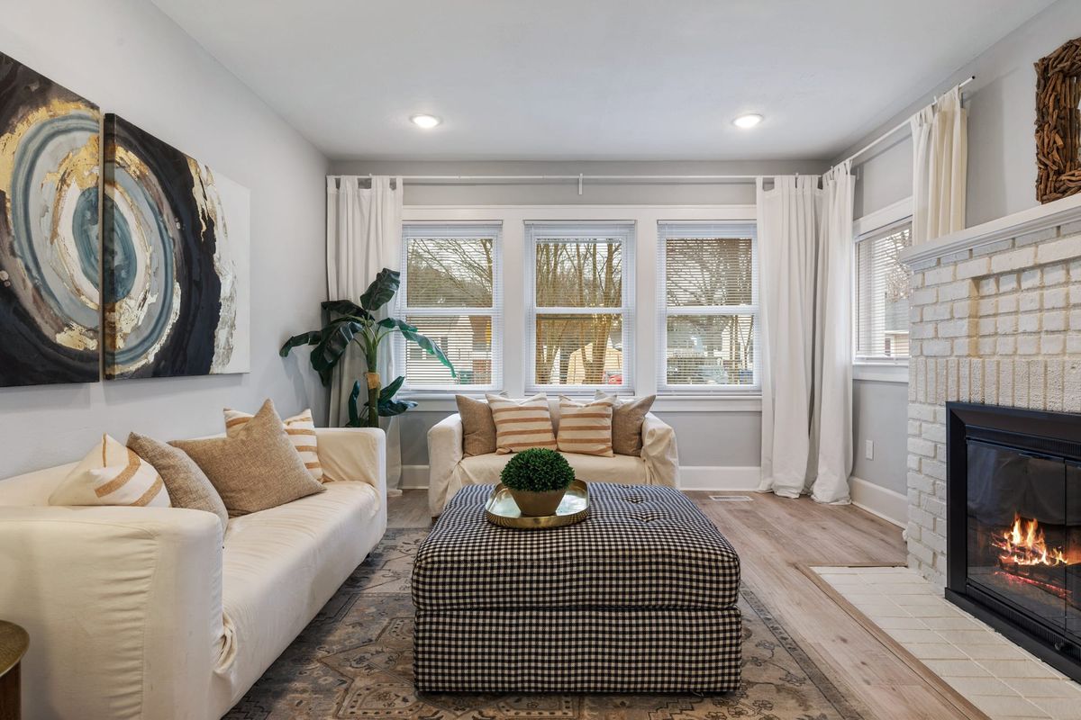 Turnaround Time: Weddings vs. Real Estate Photography