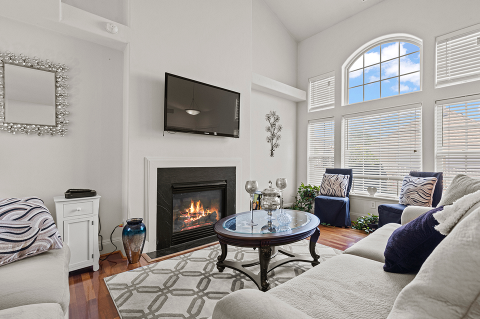 How to Make Money With Photography (Beginner Friendly)