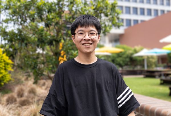 🧑🏻‍🎓🩴Volunteering with Deshao Liu: World-class education and world-class beaches