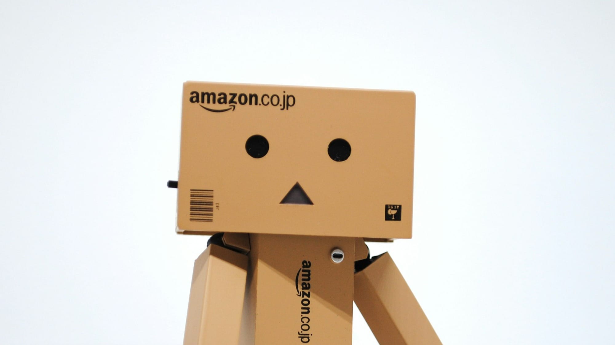 Amazon rolls out AI-powered 'Help Me Decide' shopping assistant