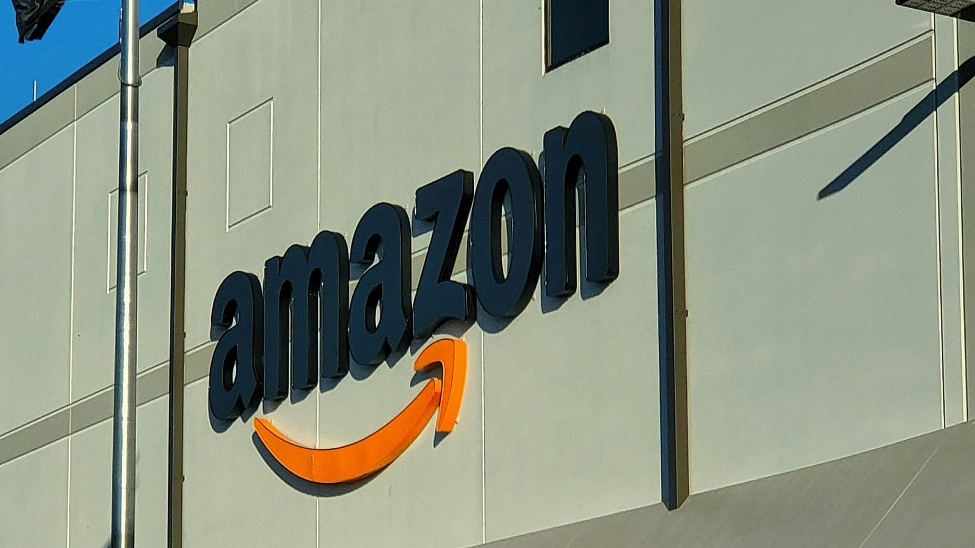 Amazon Bets $40bn on Cloud and AI Across the Pacific