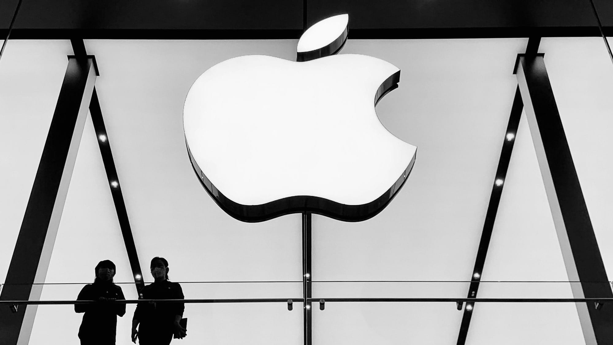 The iPhone 17 Upgrade Wave Has Arrived. And It’s Changing the Game for Apple