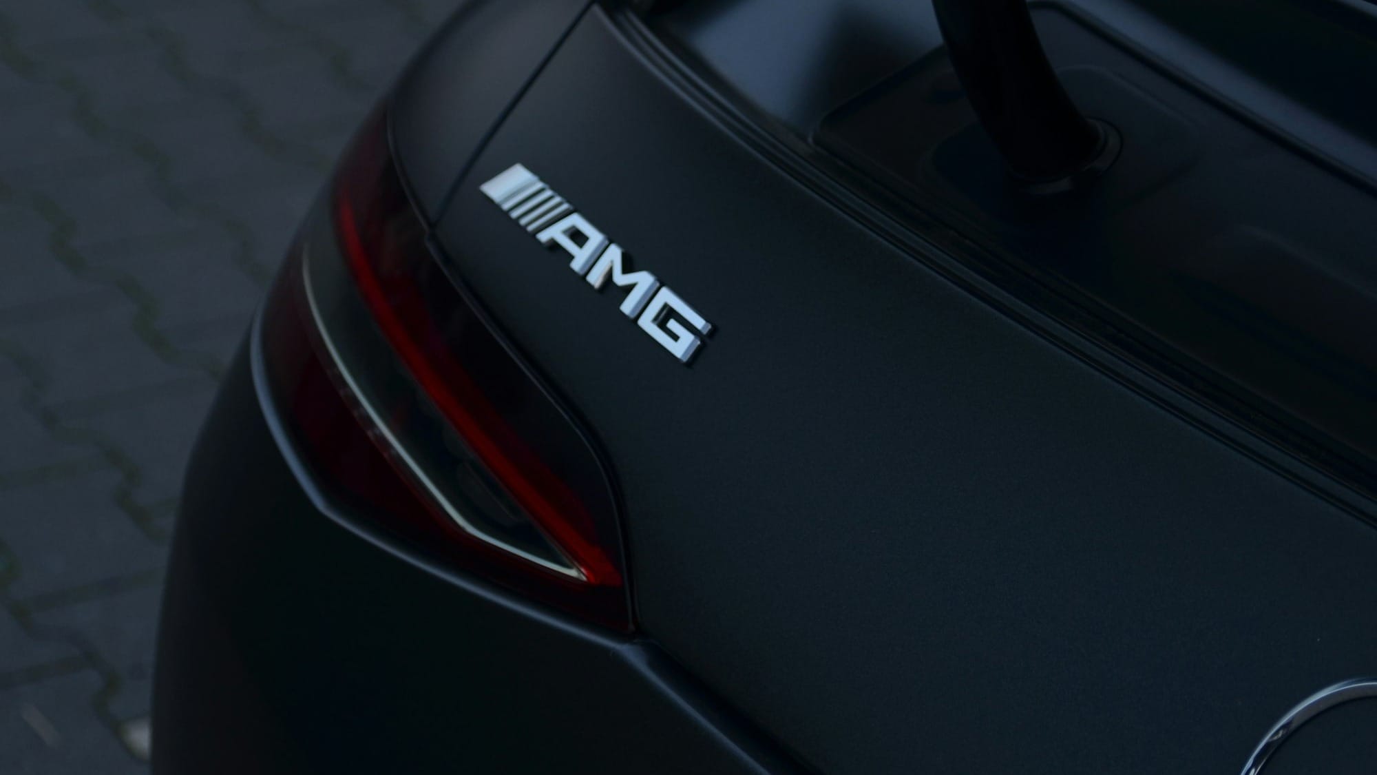 Microsoft deepens role at Mercedes-AMG PETRONAS F1 Team in multiyear technology deal