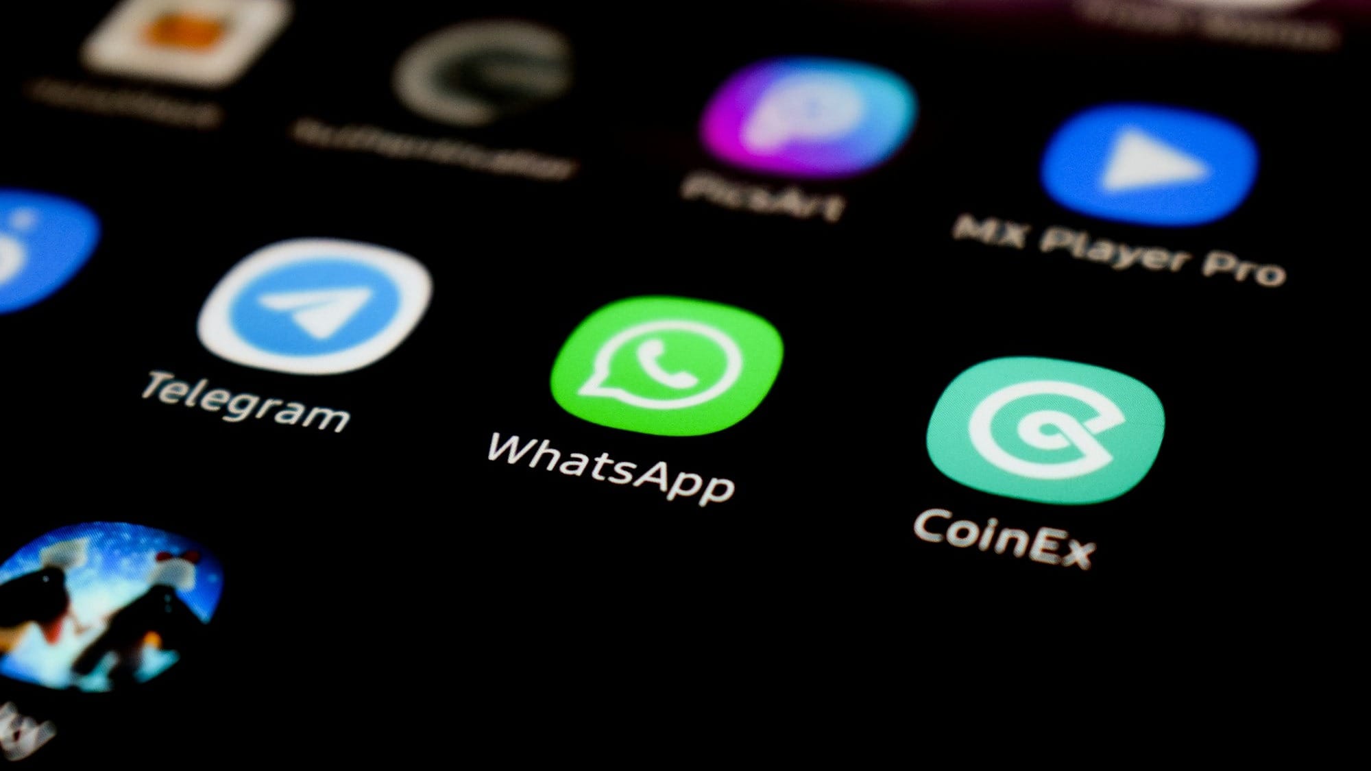 WhatsApp adds Strict Account Settings
