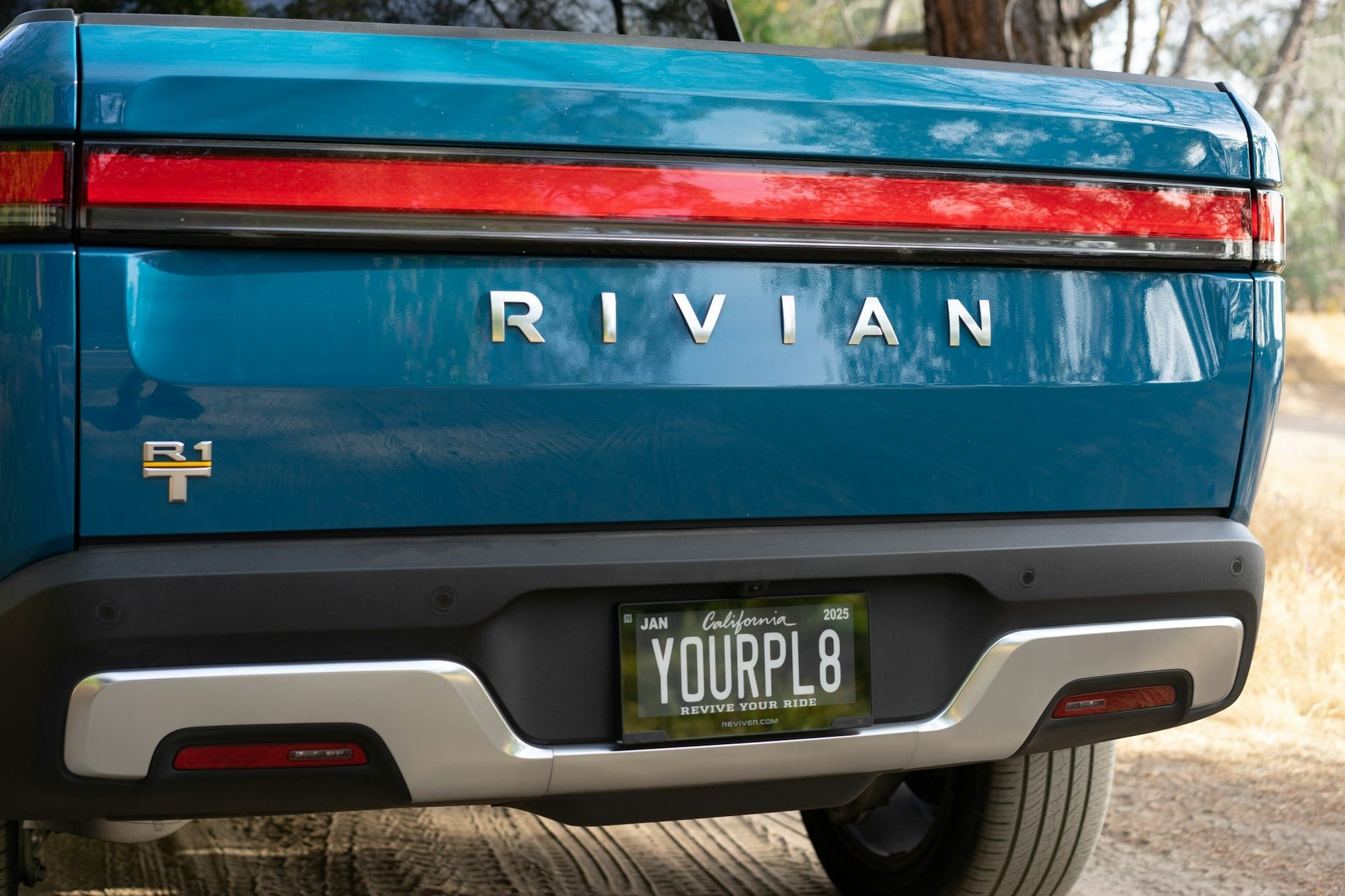 Rivian shares rise after meeting 2025 production and delivery targets