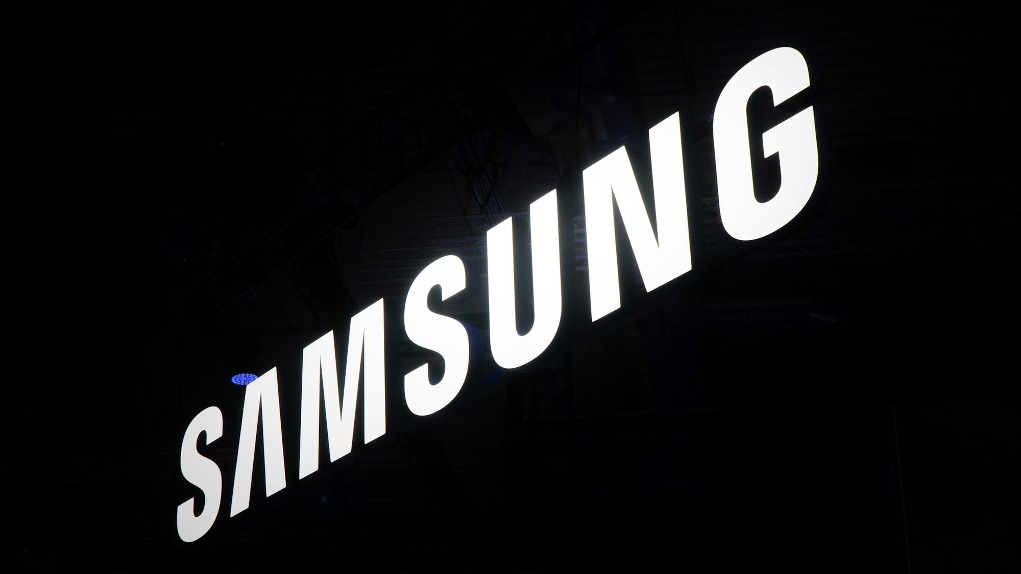Samsung claims minority Nvidia memory share as Intel backs AI chip rival