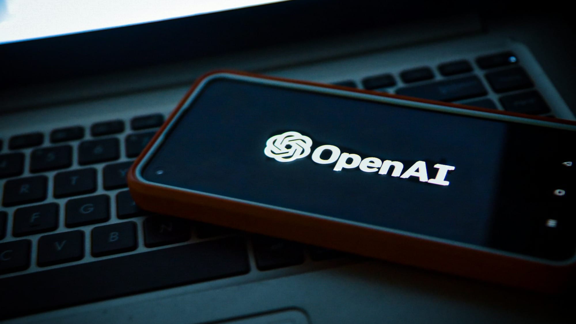 OpenAI pitches investors on ChatGPT rebound as $100 billion funding round nears close