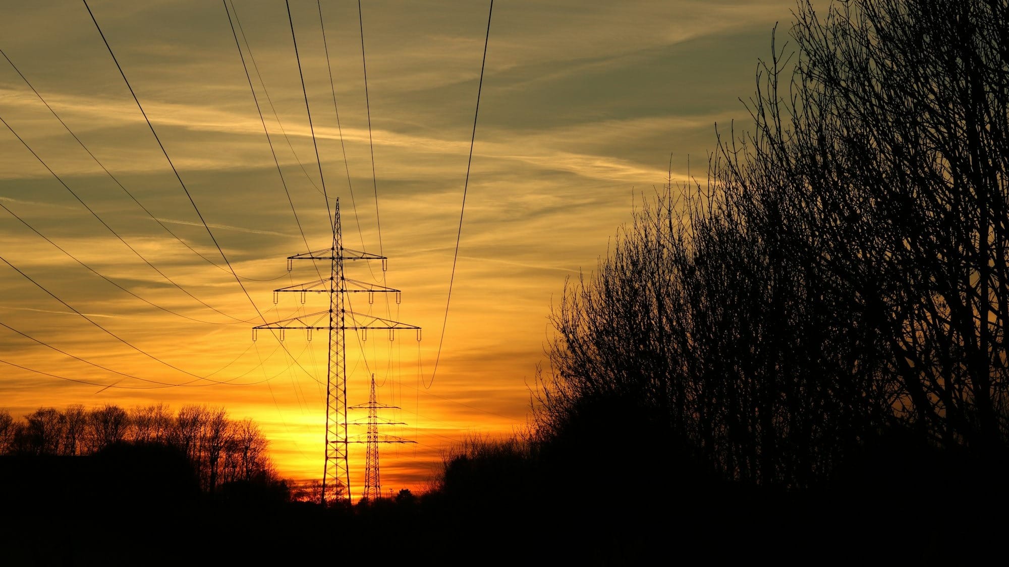 Data centres' insatiable power appetite giving new wave of generators added spark