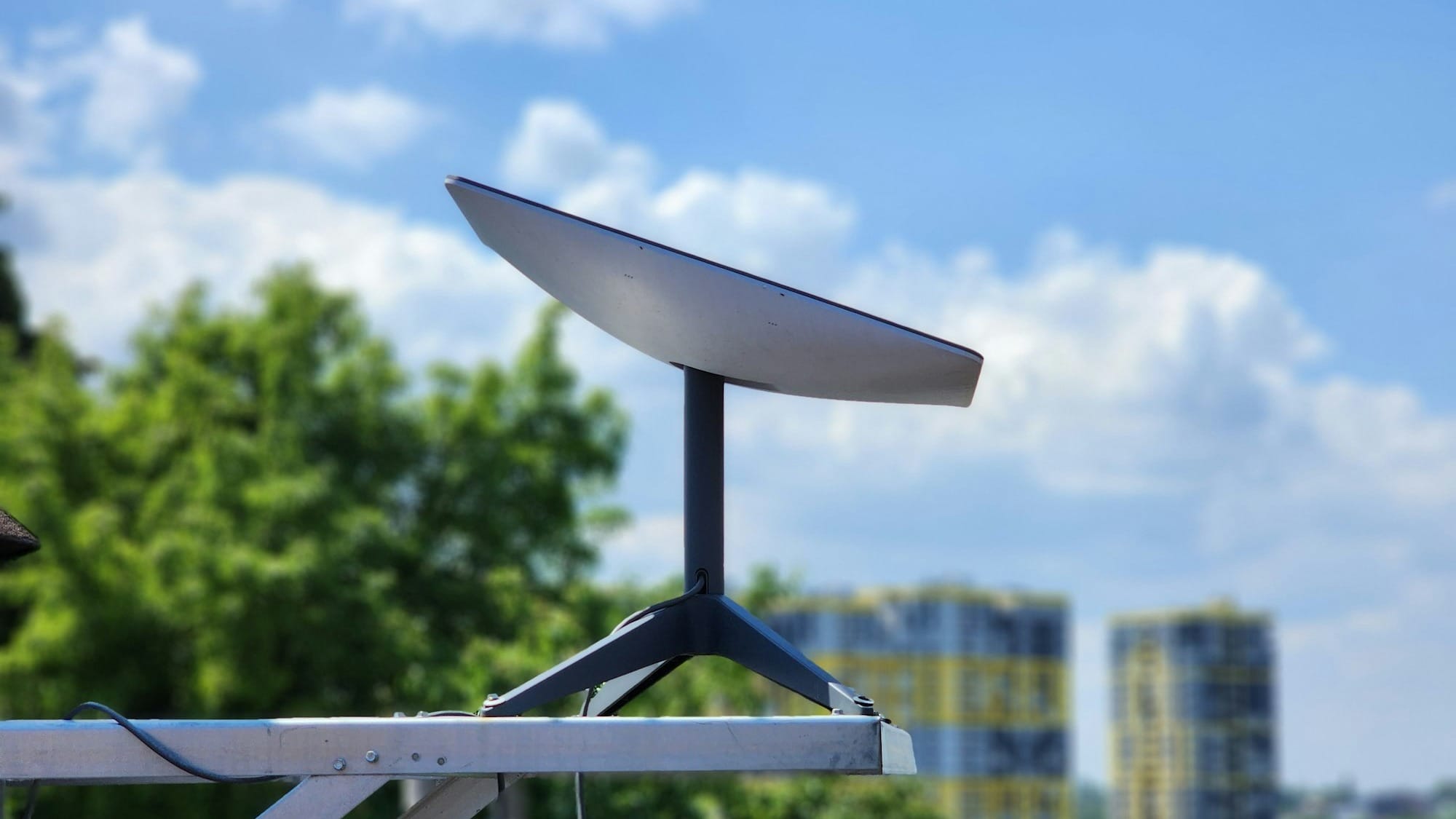 SpaceX spent more on capital expenditure last year than it brought in from customers. Now it wants a $2 trillion IPO.