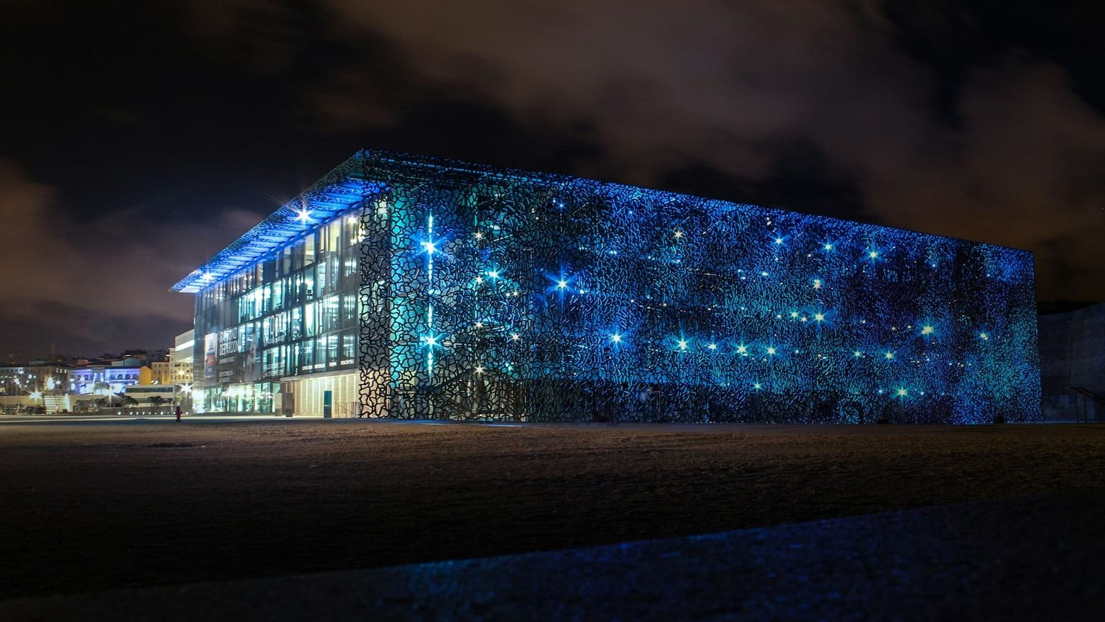 Anthropic seeks European data centre deals, hires dealmaker post image