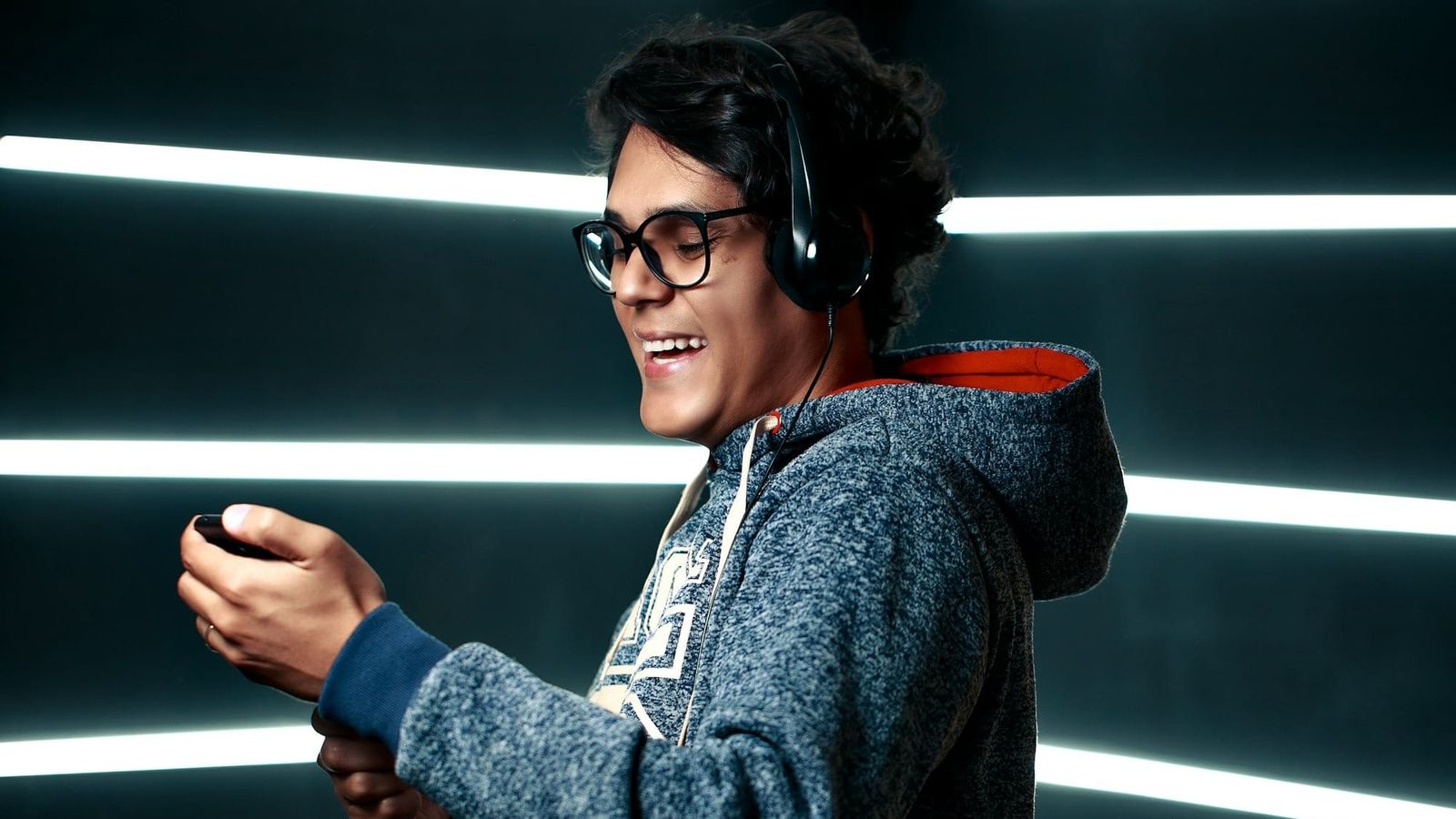 Nearly half of all new music uploaded to Deezer is now AI-generated post image