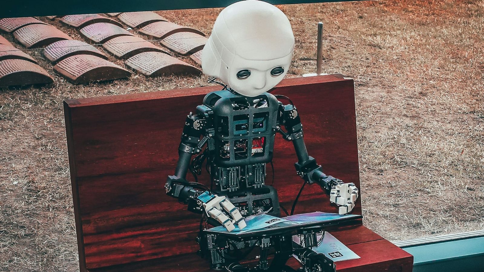 Karpathy's 630-line script points the way to self-improving AI agents post image