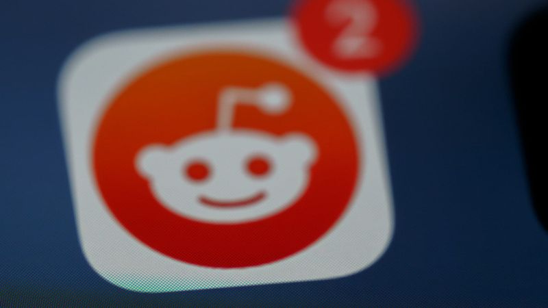 Reddit expands shopping tools for retailers post image