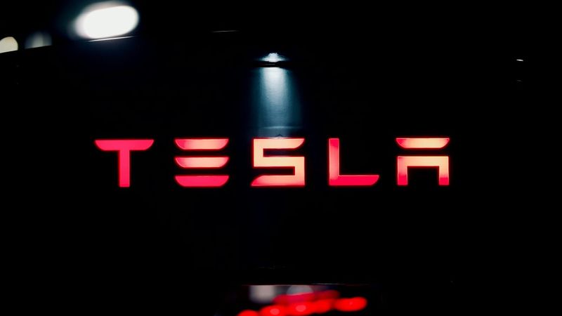 Tesla's Wednesday earnings call is really about two things: robotaxis and the AI bet post image