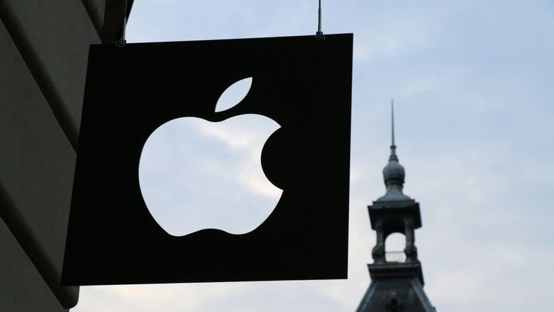 Apple's best March quarter on record confirms the iPhone 17 supercycle is real post image
