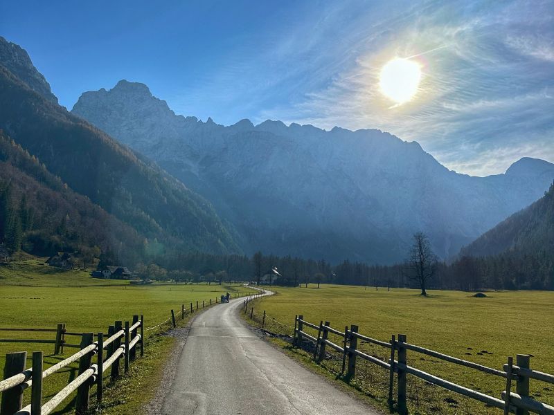 Logarska dolina: Alpska bajka u srcu Slovenije Istaknuta slika objave