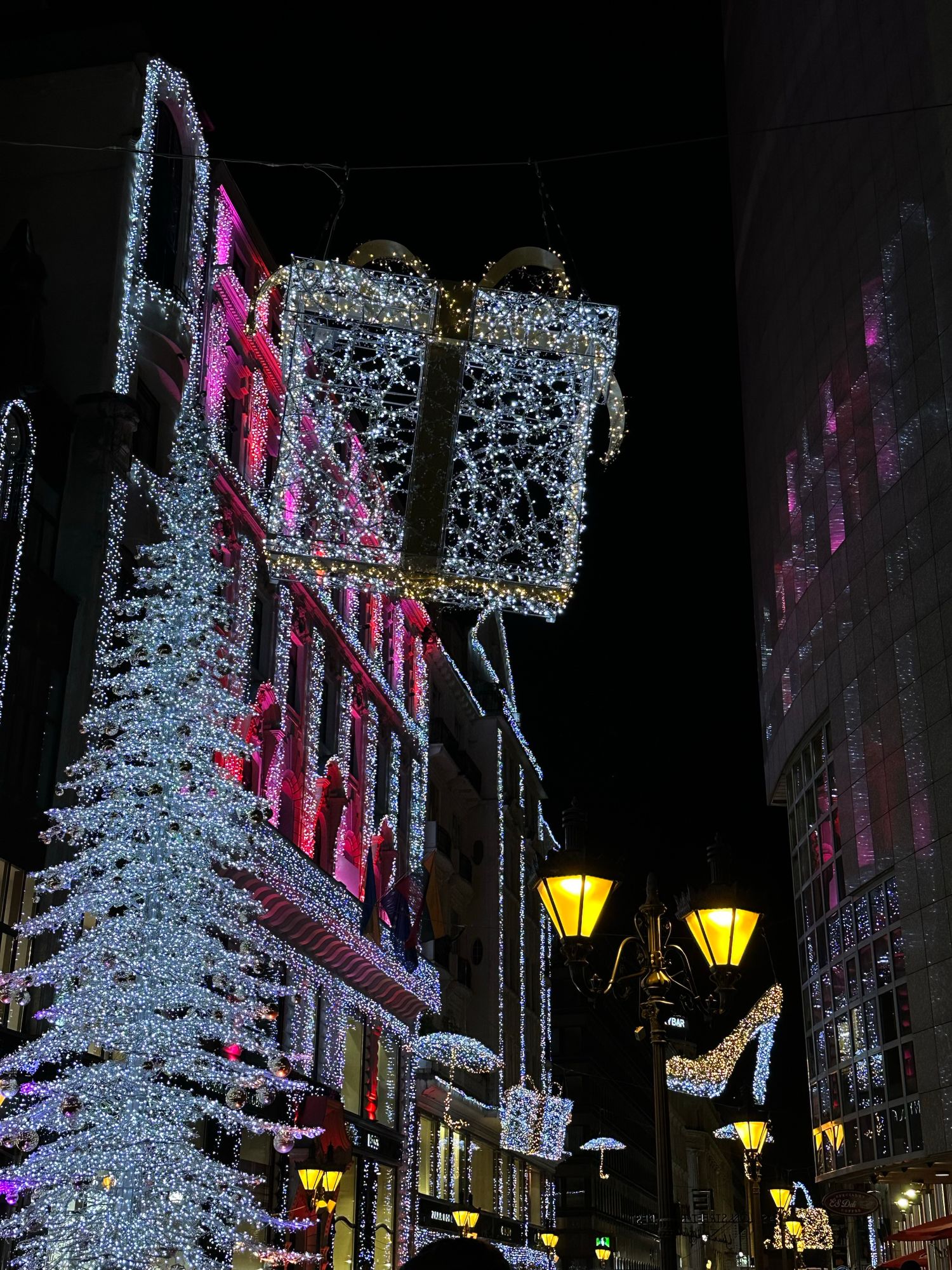 Advent u Budimpešti - isplati li se otići? Slika objave