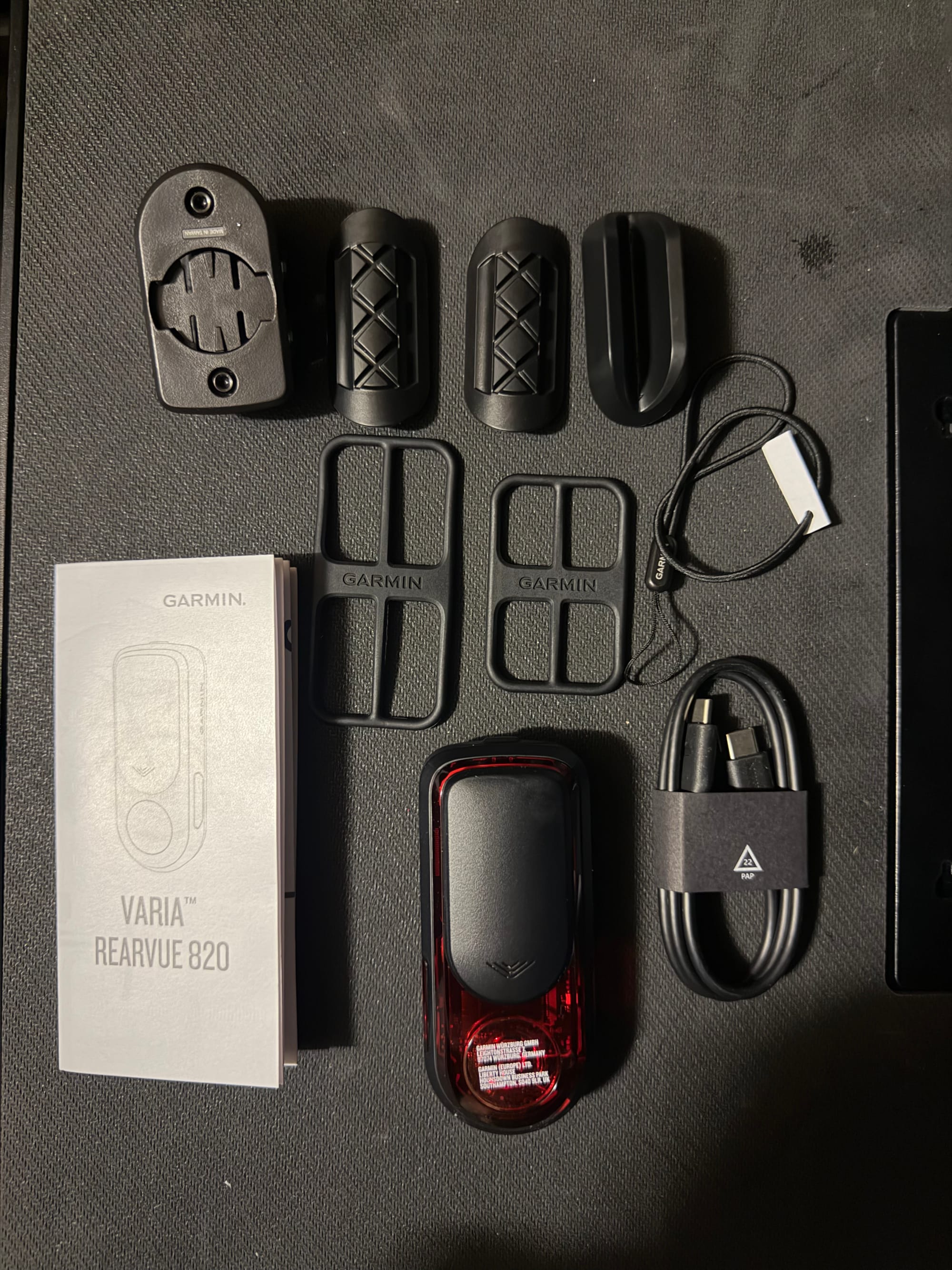 What’s included in the RearView 820 box