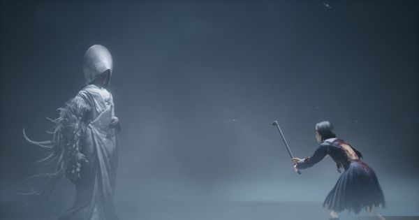 Hinako faces off against a ghostly creature.