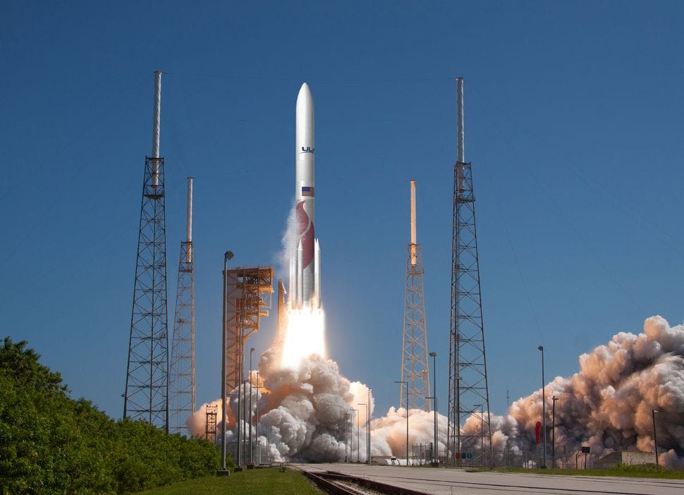 A render of Vulcan-Centaur lifting off from SLC-41. ©ULA