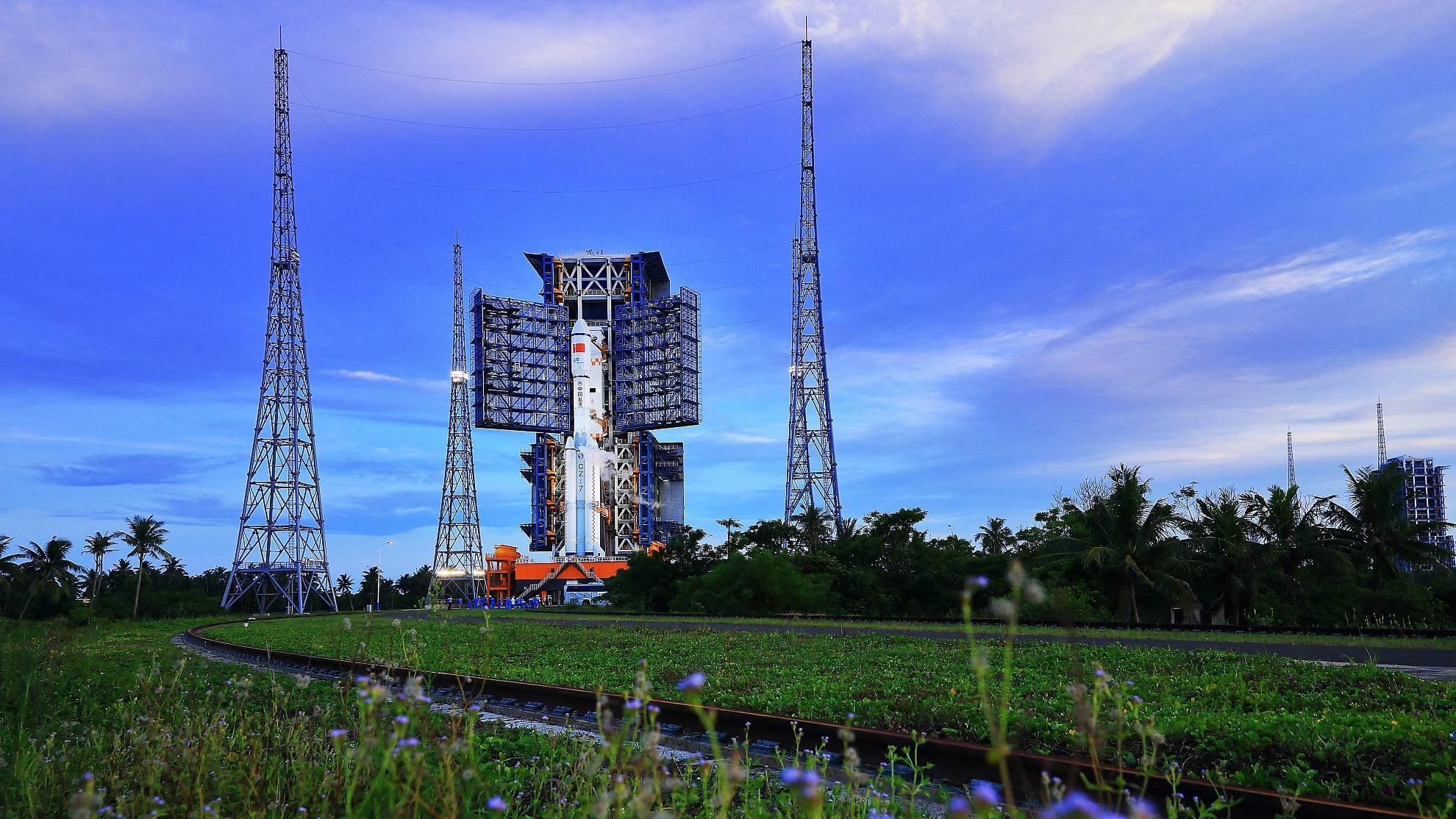 A Long March 7 on the pad at Launch Complex 2 in Wenchang Space Launch Site. ©CFP