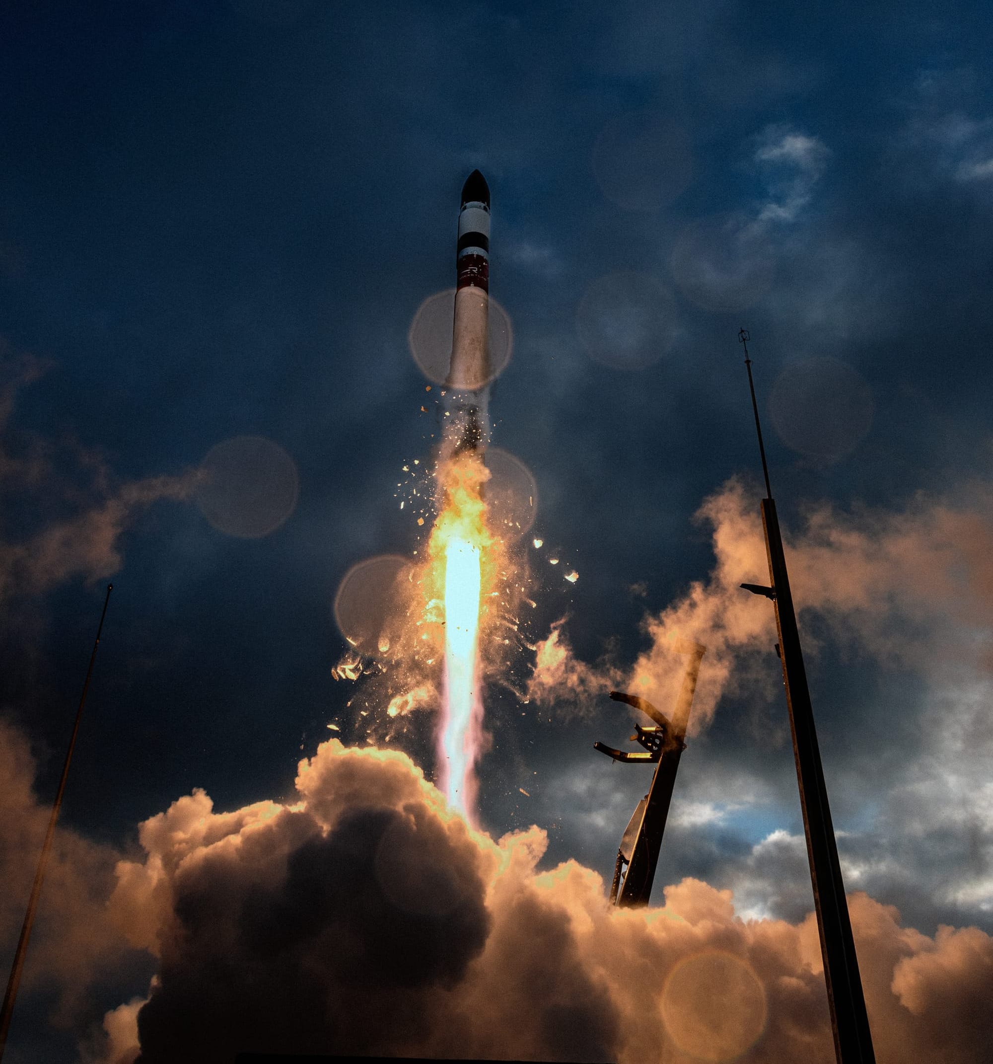 Electron lifting off from Launch Complex 1. ©Rocket Lab