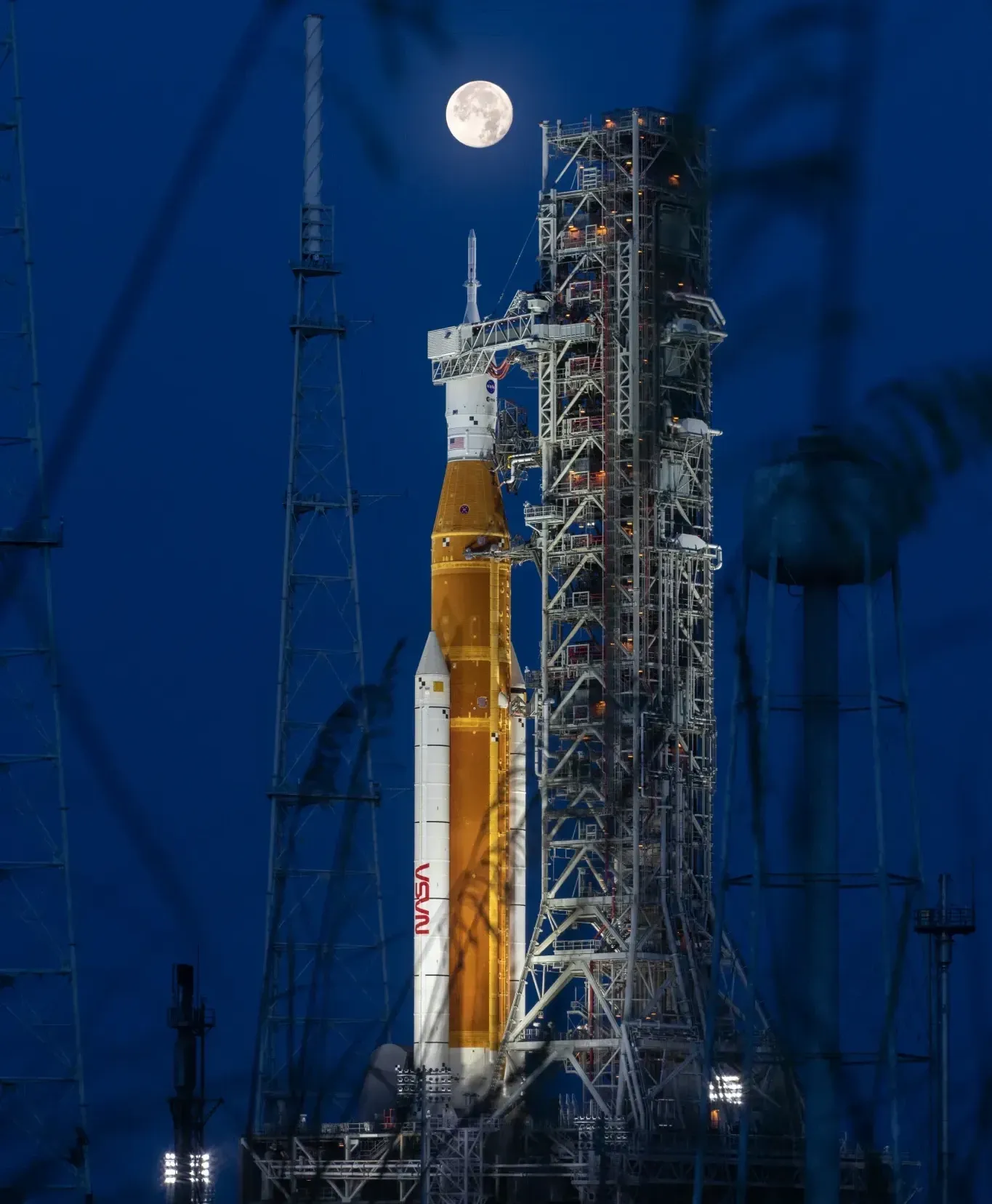 NASA's Space Launch System rocket on the launchpad for Artemis I. ©NASA