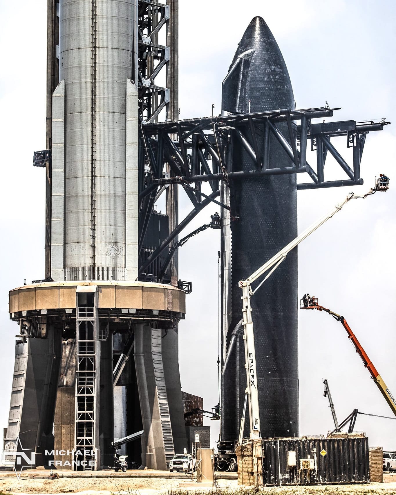 Ship 29 next to Booster 11 ahead of stacking for flight four. ©Michael France for Cosmic Nxws