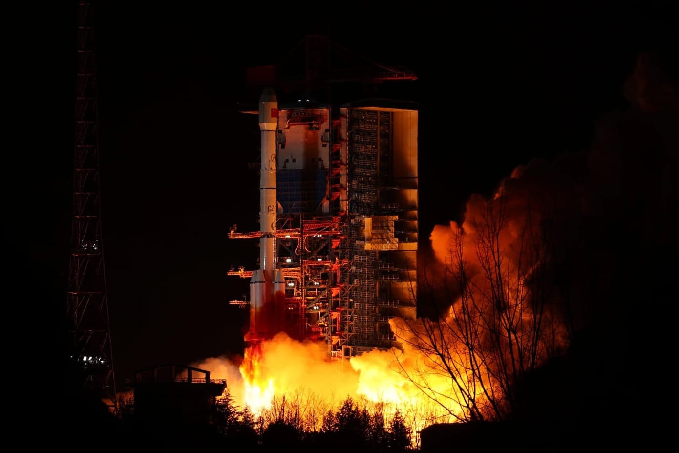 A Long March 3B/E lifting off from Launch Complex 3 with TJSW-15.