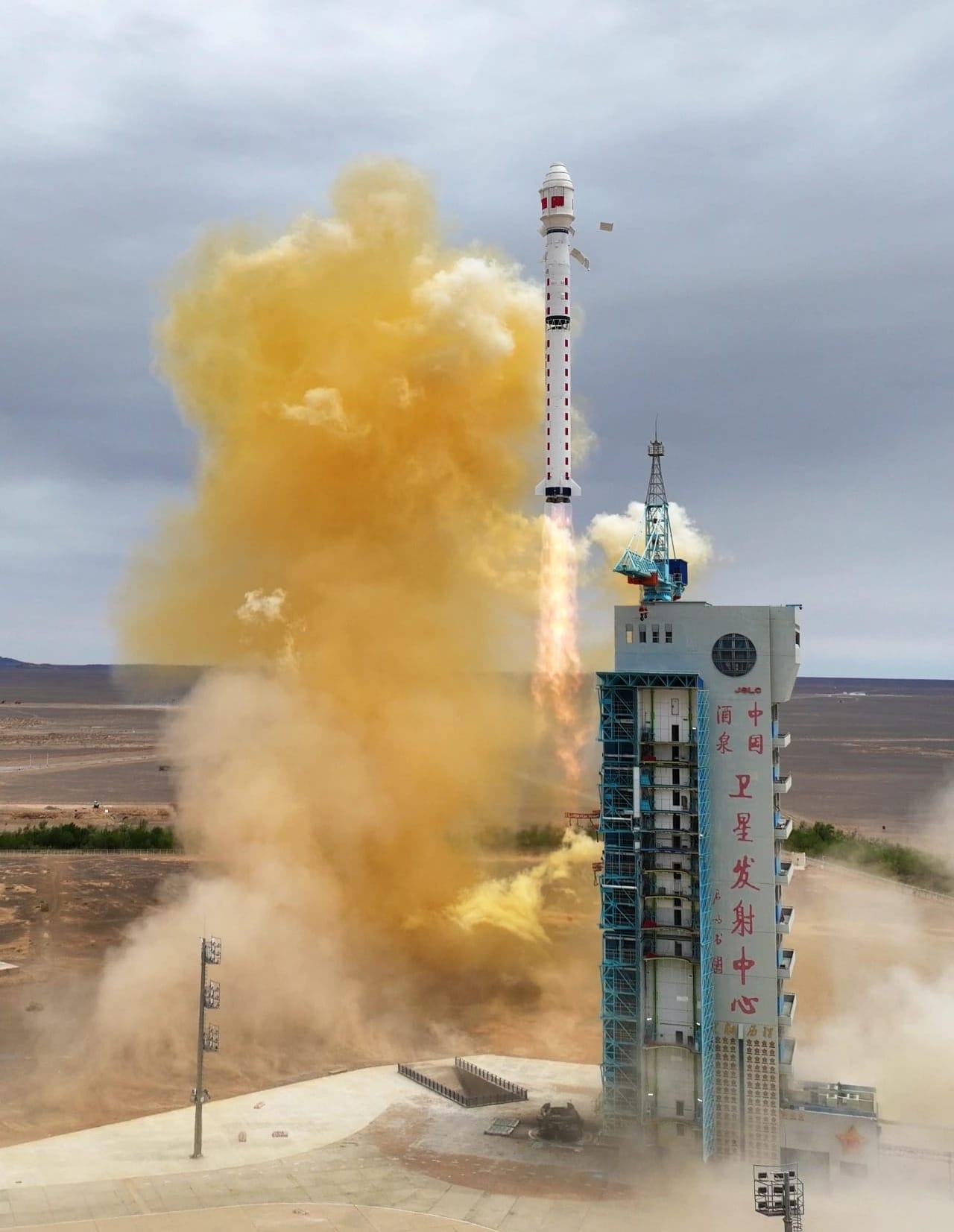 The Long March 4B Y62 vehicle lifting off from Jiuquan with Shijian-26.