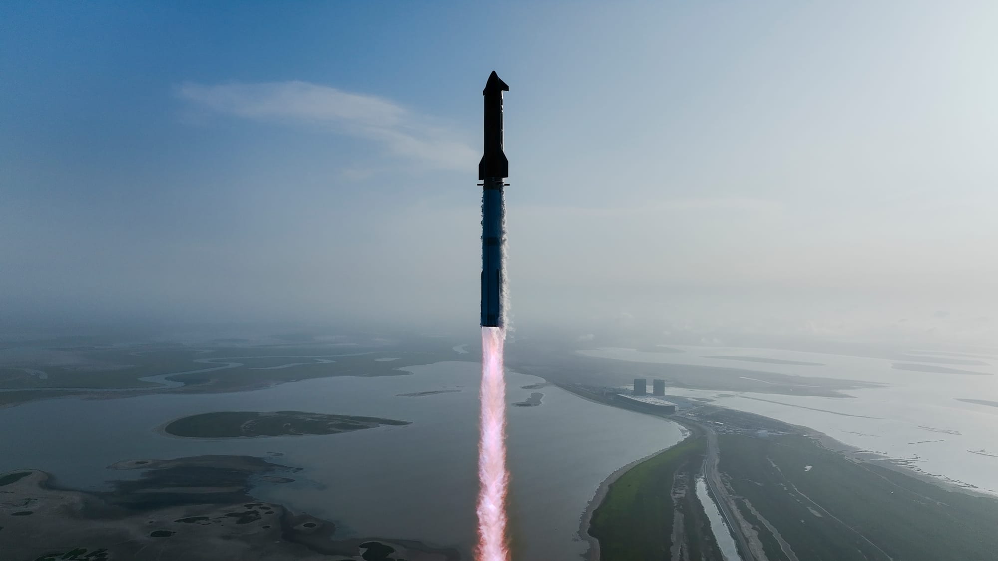 Starship-Super Heavy lifting off from South Texas for its ninth test flight. ©SpaceX